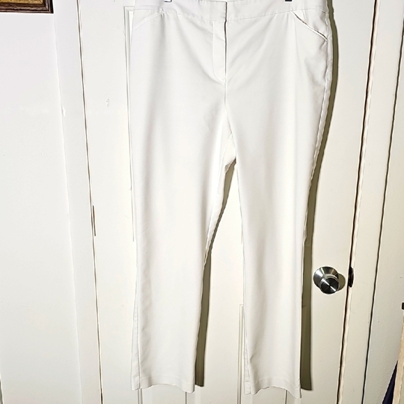 White Straight-Leg Pants By Chicos So Slimming. Large 14. Nice. - Picture 1 of 8